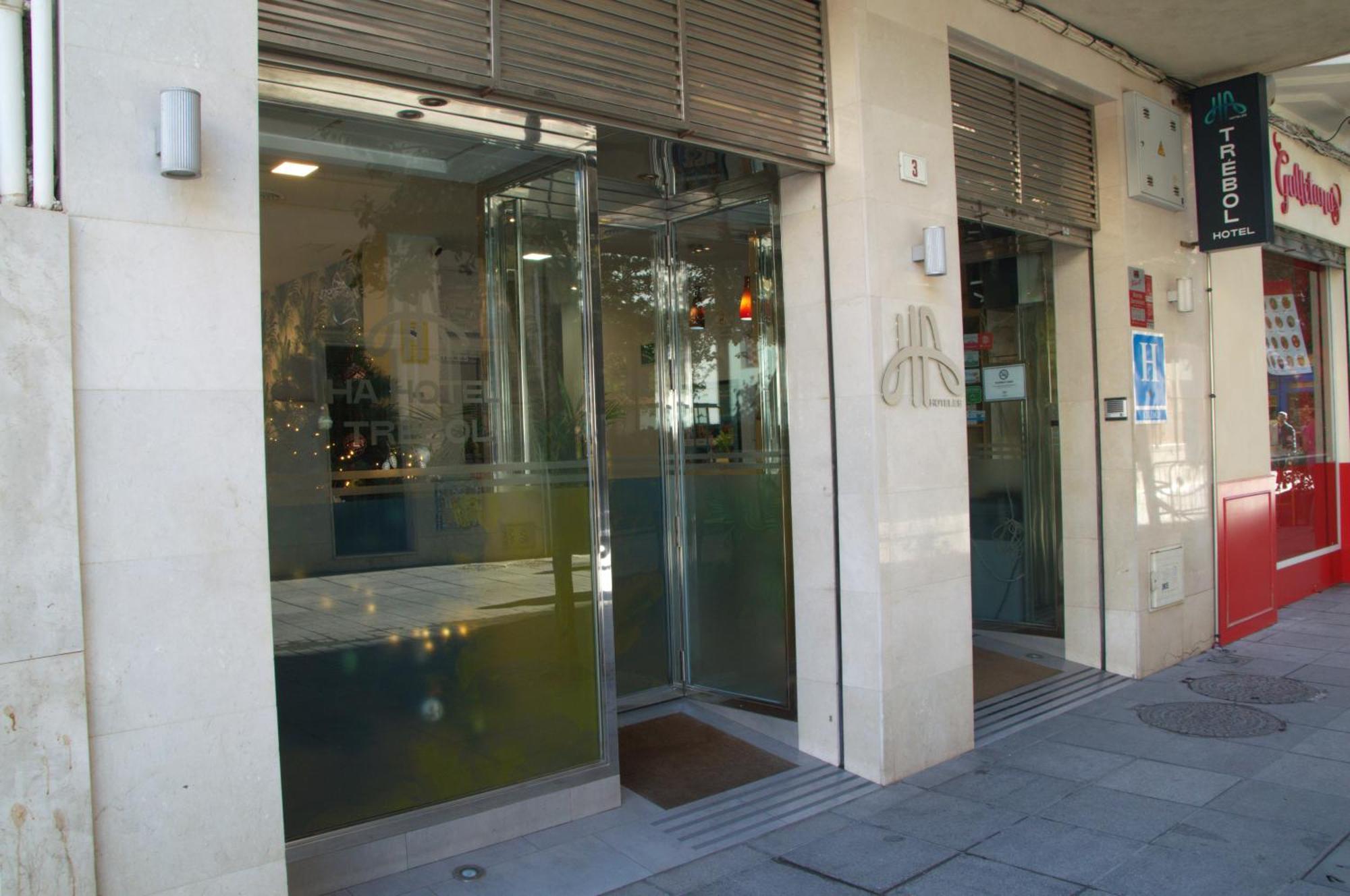 H-A Hotel Trebol — Photos 1